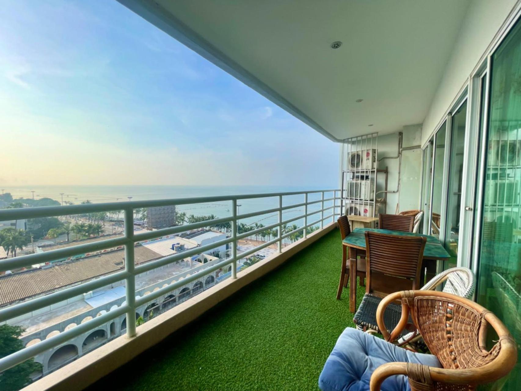 Beautiful Sea View Beach Front Condo Pattaya Eksteriør billede