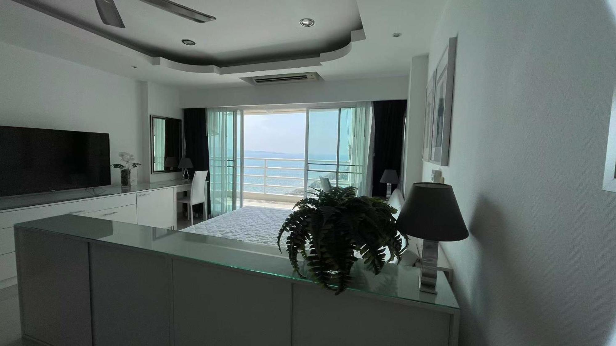Beautiful Sea View Beach Front Condo Pattaya Eksteriør billede